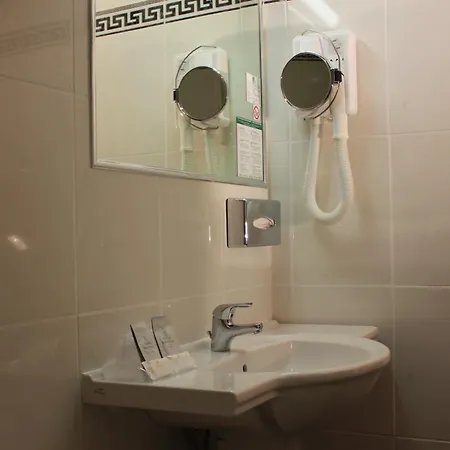 Imperial 3*