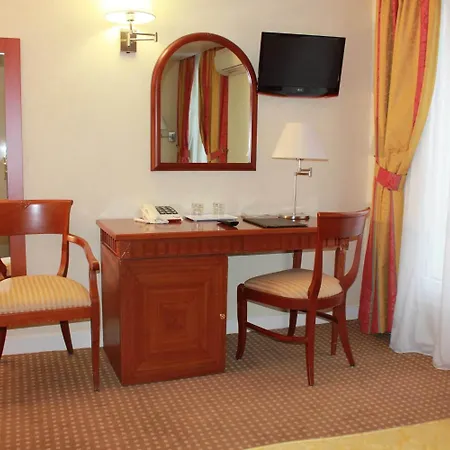 Hotel Imperial Paris